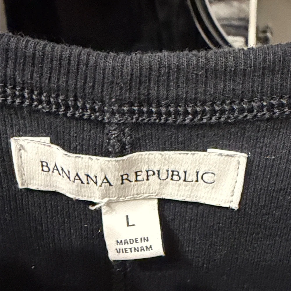 Banana Republic Men Black Tank Top - Large - Picture 2 of 3